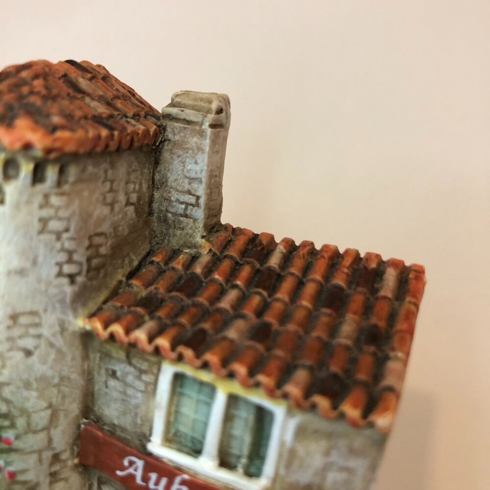 J Carlton Hand Printed Miniature Building 210245 Auberge - Picture 10 of 13